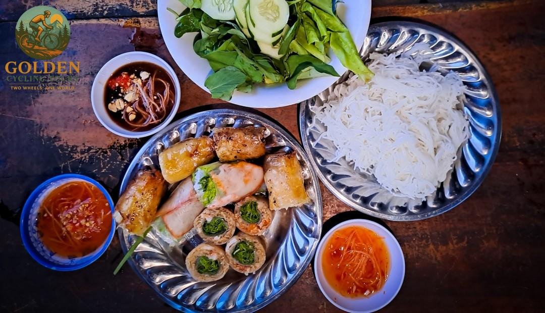 Food Tour By Bicycle In Phu Quoc: Evening Culinary & Street Food Cycle
